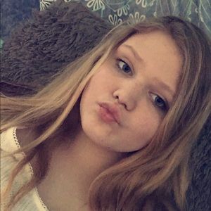 Meet your Posher, Skylar